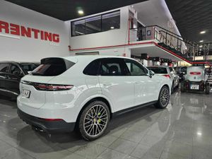 Porsche Cayenne E-Hybrid   - Foto 3