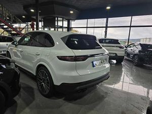 Porsche Cayenne E-Hybrid   - Foto 5