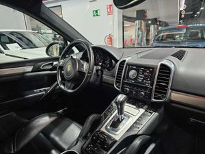 Porsche Cayenne 3.0 V6 245CV   - Foto 8