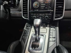 Porsche Cayenne 3.0 V6 245CV   - Foto 18