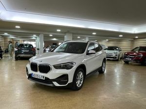 BMW X1 18D SDRIVE AUTOMATICO   - Foto 9