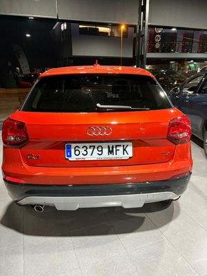 Audi Q2 Audi Q2 1.6 TDi Design Pano Aut. Navi Sport-Leather Klima PDC ... Automático  - Foto 4