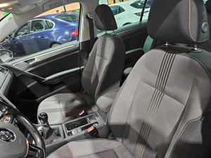 Volkswagen Golf 1.6TDI Edition 85kW.  - Foto 11