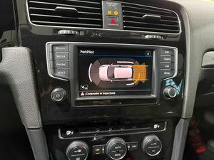 Volkswagen Golf 1.6TDI Edition 85kW.  - Foto 17