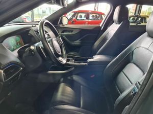 Jaguar F-Pace Jaguar F-Pace 3.0 D S 4WD Aut. 300Hp ... Pano LED-Xenon Navi Sport-Leather Camera KeylessGo Klima PDC   - Foto 10