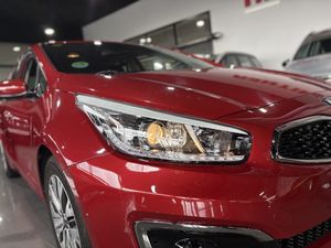 Kia Ceed 1.4 CRDi WGT Business   - Foto 6