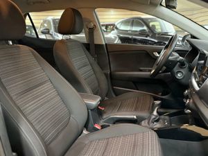 Kia Stonic 1.0 TGDi MHEV MT Drive   - Foto 13