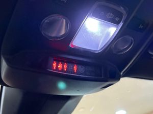 Peugeot 2008 Allure Puretech 100 S&S 6 Vel.   - Foto 13
