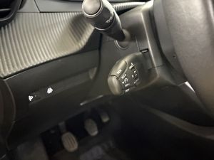 Peugeot 2008 Allure Puretech 100 S&S 6 Vel.   - Foto 26