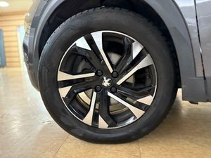 Peugeot 2008 Allure Puretech 100 S&S 6 Vel.   - Foto 17