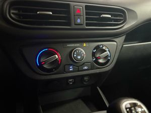 Hyundai i10 1000    - Foto 16