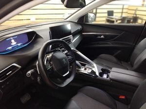 Peugeot 5008 ALLUR	1.2 PURETECH 96KW S&S ALLURE EAT8   - Foto 11