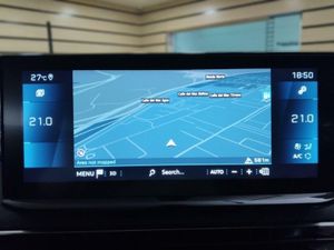 Peugeot 5008 ALLUR	1.2 PURETECH 96KW S&S ALLURE EAT8   - Foto 10