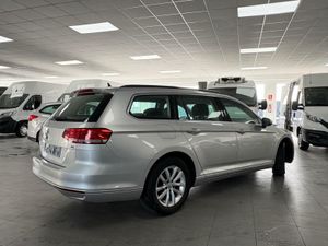 Volkswagen Passat 1.6 tdi VARIANT DSG   - Foto 4