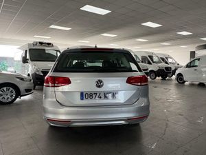 Volkswagen Passat 1.6 tdi VARIANT DSG   - Foto 21