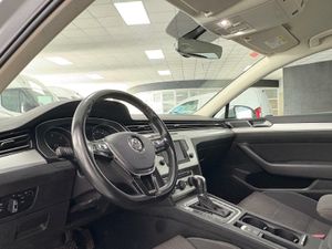 Volkswagen Passat 1.6 tdi VARIANT DSG   - Foto 11
