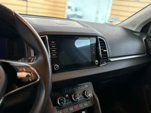 Skoda Karoq 1.5 TSI 110KW (150CV) DSG ACT AMBITION PACK DISEÑO PLUS^PACK MULTIMEDIA M^  - Foto 38
