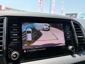 Skoda Karoq 1.5 TSI 110KW (150CV) DSG ACT AMBITION PACK DISEÑO PLUS^PACK MULTIMEDIA M^  - Foto 16