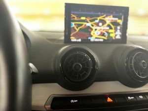 Audi Q2 1.0 TFSI Design LED-Xenon Navi Klima PDC ...   - Foto 16