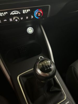 Audi Q2 1.0 TFSI Design LED-Xenon Navi Klima PDC ...   - Foto 39