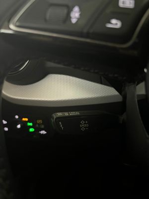 Audi Q2 1.0 TFSI Design LED-Xenon Navi Klima PDC ...   - Foto 25