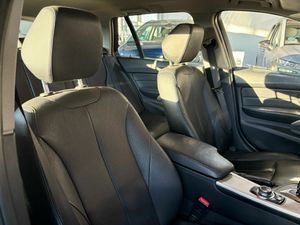 BMW Serie 3 318D TOURING AUT   - Foto 26