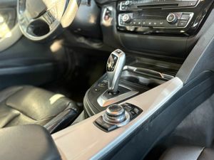 BMW Serie 3 318D TOURING AUT   - Foto 22