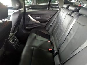 BMW Serie 3 318D TOURING AUT   - Foto 12