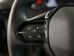 Peugeot 2008 Allure Puretech 100 S&S 6 Vel.   - Foto 16
