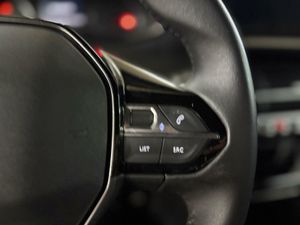 Peugeot 2008 Allure Puretech 100 S&S 6 Vel.   - Foto 28
