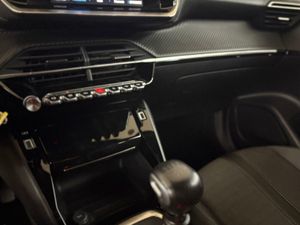 Peugeot 2008 Allure Puretech 100 S&S 6 Vel.   - Foto 19