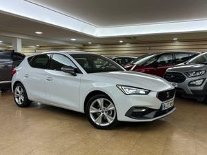 Seat Leon FR 1.0 ETSI 81KW DSG-7 S&S FR 25 ANIV 1.0 ETSI 81KW DSG-7 S&S FR 25 ANIV  - Foto 6