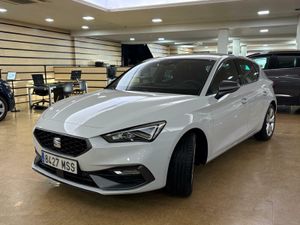 Seat Leon FR 1.0 ETSI 81KW DSG-7 S&S FR 25 ANIV 1.0 ETSI 81KW DSG-7 S&S FR 25 ANIV  - Foto 7