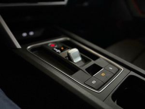 Seat Leon FR 1.0 ETSI 81KW DSG-7 S&S FR 25 ANIV 1.0 ETSI 81KW DSG-7 S&S FR 25 ANIV  - Foto 24