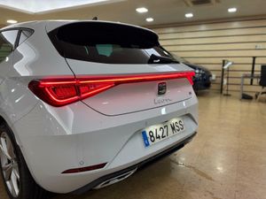 Seat Leon FR 1.0 ETSI 81KW DSG-7 S&S FR 25 ANIV 1.0 ETSI 81KW DSG-7 S&S FR 25 ANIV  - Foto 28