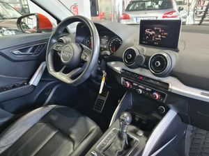 Audi Q2 Audi Q2 1.6 TDi Design Pano Aut. Navi Sport-Leather Klima PDC ... Automático  - Foto 13