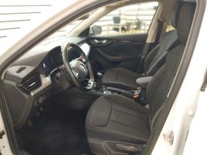 Skoda Kamiq AMBIT	1.0 TSI 81KW (110CV) AMBITION PACK KAMIQ TECHNO PLUS AMBITION^  - Foto 12
