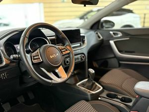 Kia XCeed 1.0 T-GDI BUSINESS 74KW (100CV BLACK PEARL (METALIZADO)	TELA NEGRA  - Foto 11