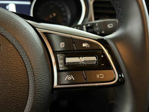 Kia XCeed 1.0 T-GDI BUSINESS 74KW (100CV BLACK PEARL (METALIZADO)	TELA NEGRA  - Foto 35