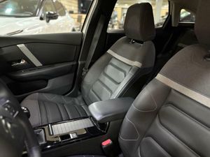 Citroën C4 PureTech 130 S&S 6v Shine   - Foto 36
