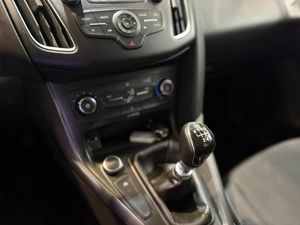 Ford Focus 1.5 tdci 95cv   - Foto 14