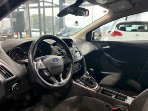 Ford Focus 1.5 tdci 95cv SW  - Foto 9
