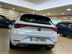 Seat Leon FR 1.0 ETSI 81KW DSG-7 S&S FR 25 ANIV 1.0 ETSI 81KW DSG-7 S&S FR 25 ANIV  - Foto 9