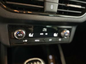 Skoda Kamiq AMBIT	1.0 TSI 81KW (110CV) AMBITION PACK KAMIQ TECHNO PLUS AMBITION^  - Foto 28