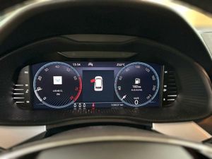 Skoda Kamiq AMBIT	1.0 TSI 81KW (110CV) AMBITION PACK KAMIQ TECHNO PLUS AMBITION^  - Foto 33