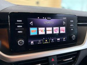 Skoda Kamiq AMBIT	1.0 TSI 81KW (110CV) AMBITION PACK KAMIQ TECHNO PLUS AMBITION^  - Foto 32