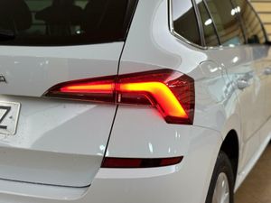Skoda Kamiq AMBIT	1.0 TSI 81KW (110CV) AMBITION PACK KAMIQ TECHNO PLUS AMBITION^  - Foto 36