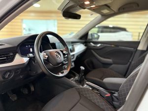 Skoda Kamiq AMBIT	1.0 TSI 81KW (110CV) AMBITION PACK KAMIQ TECHNO PLUS AMBITION^  - Foto 11