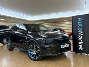 Lynk & Co 01 BASE	1.5 PHEV PINTURA METALIZADA NEGRA	TAPICERÍA NEGRA Y AZUL  - Foto 2