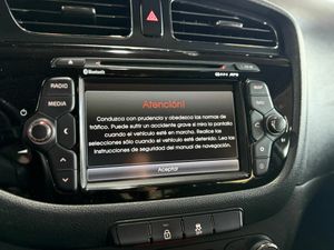 Kia Ceed 1.4 CVVT (100 CV), DRIVE  - Foto 15